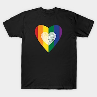 Love is love T-Shirt